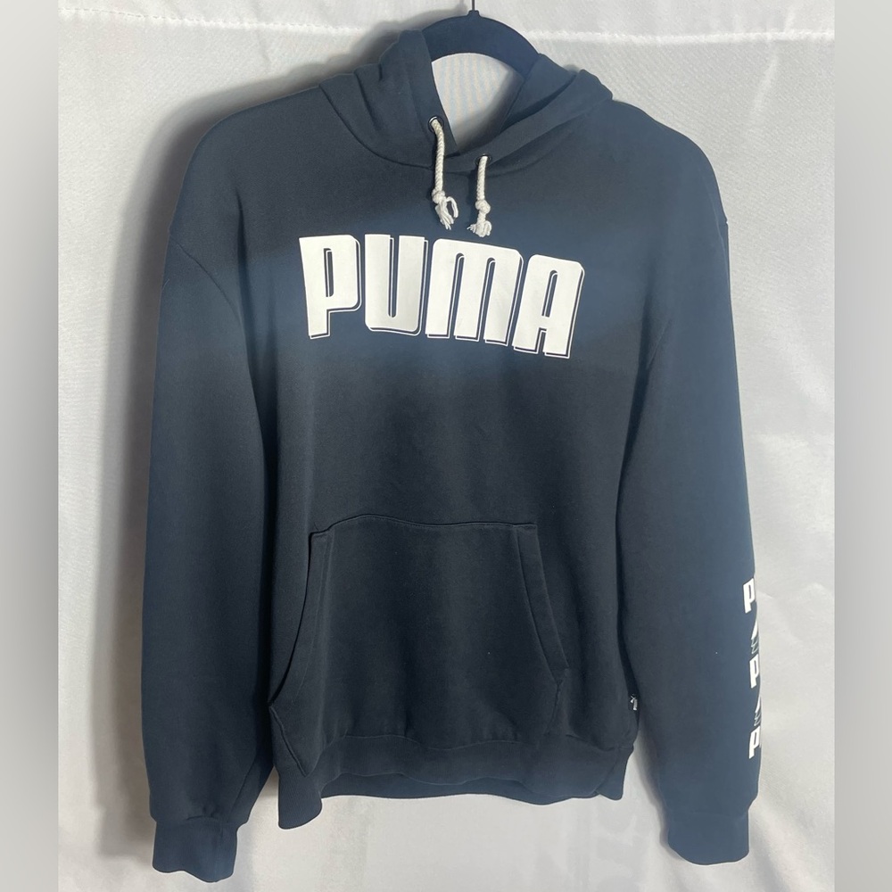 PUMA Black Hoodie Sweatshirt Medium Men’s Logo Pullover Kangaroo Pocket